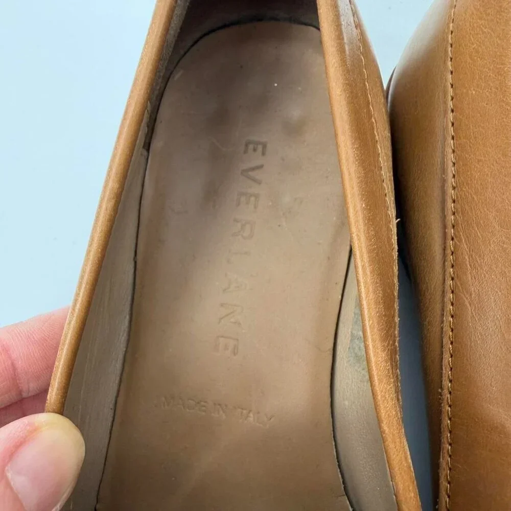 Everlane tan leather loafers Size 6